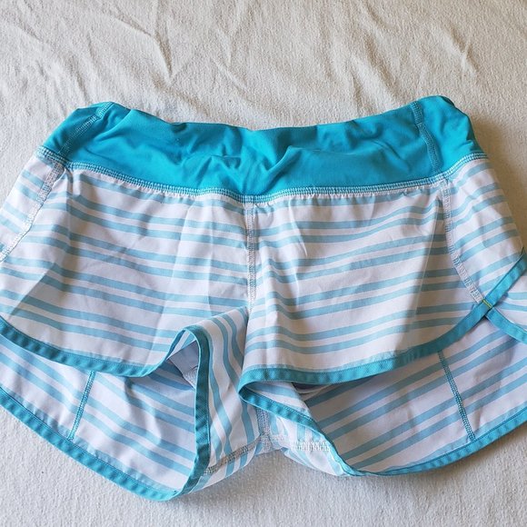 Lululemon Speed Up Shorts. Size 6 - Picture 6 of 6